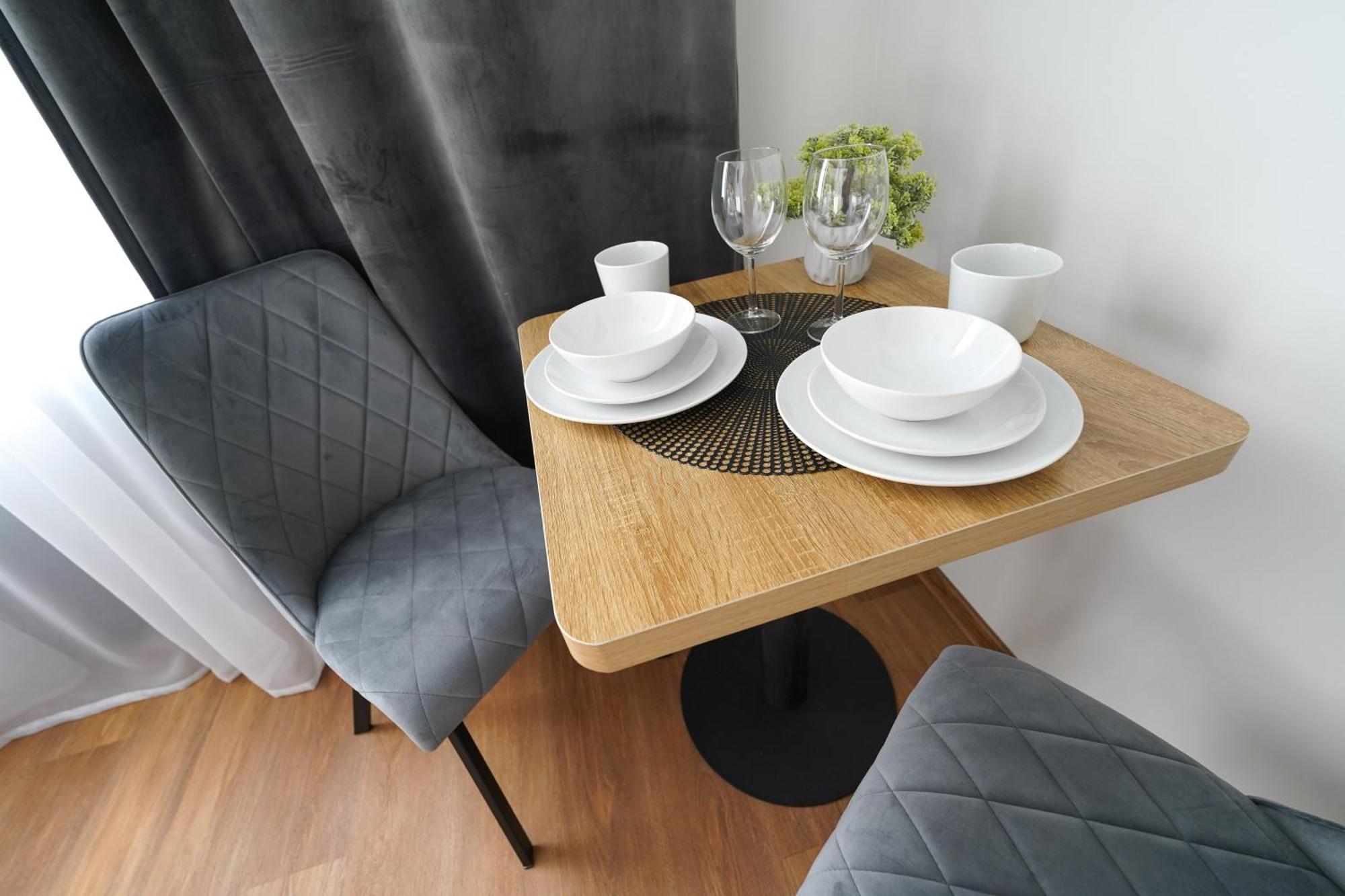 Amber Light Self-Check-In Apartments Kaunas Bagian luar foto