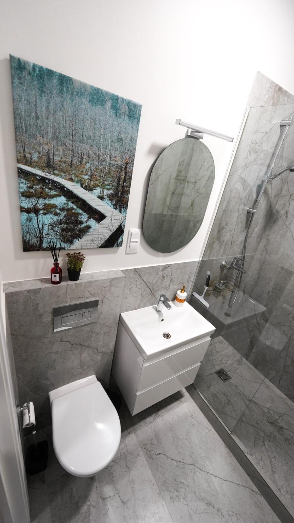 Amber Light Self-Check-In Apartments Kaunas Bagian luar foto